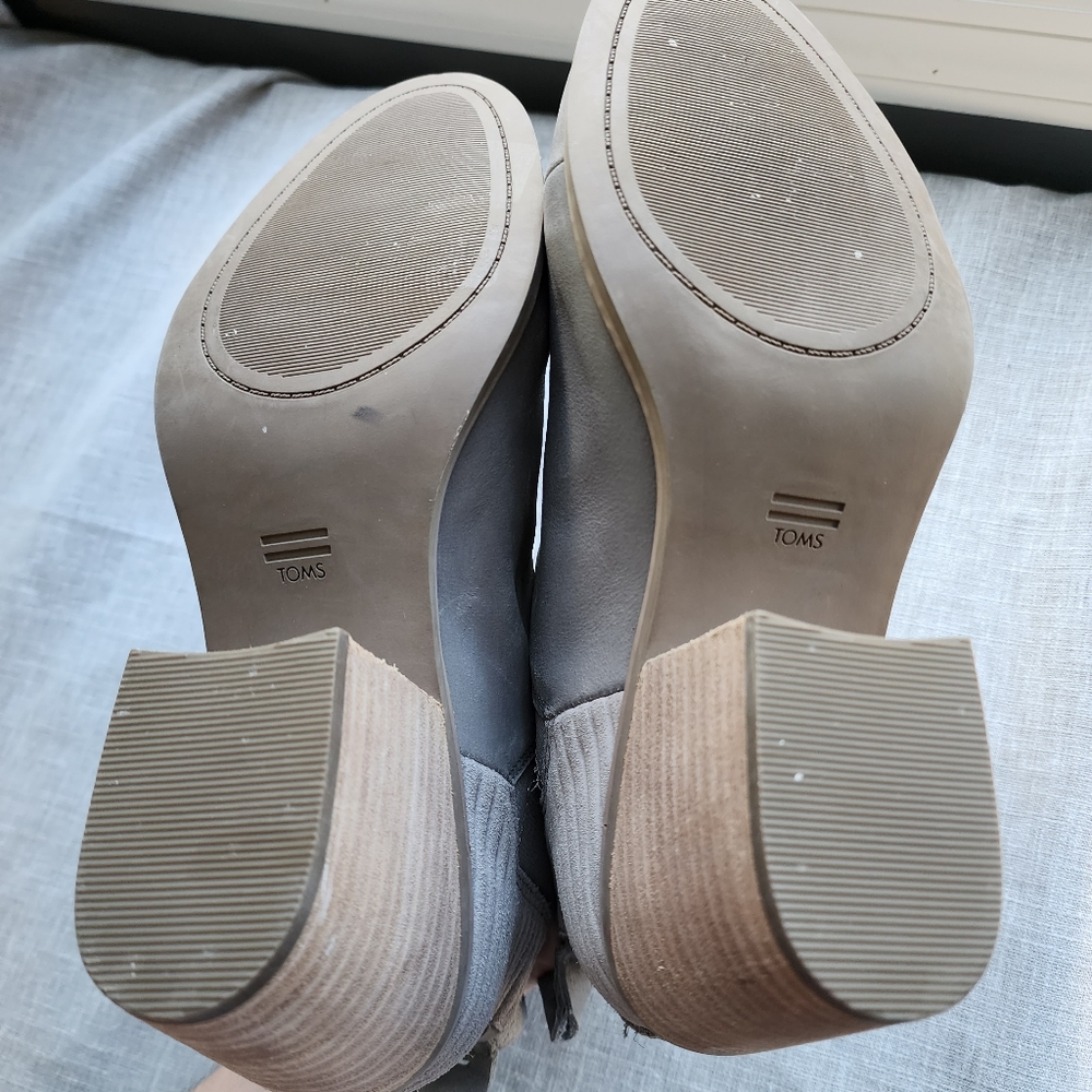 NWOT Tom's Grey (Cement) Everly Bootie - Size 9.5 *Please read description* - Picture 7 of 10